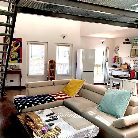 Luxury Loft Duplex Apartment *